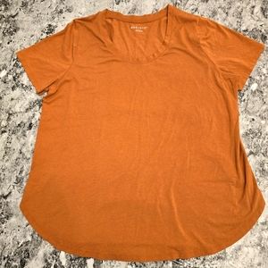 Ava & Viv Scoop neck T shirt burnt orange size 1x